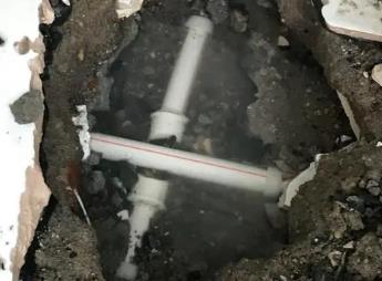 如皋阳台漏水维修公司为您分享楼上楼下漏水怎么处理